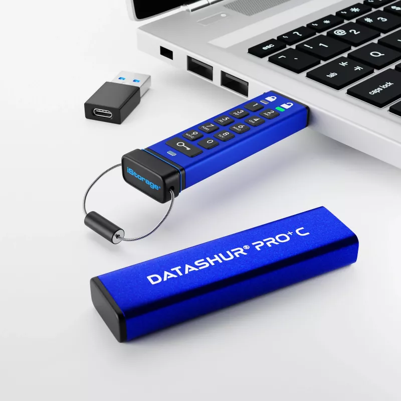 iStorage datAshur PRO+C 32GB | Certyfikat FIPS 140-3 Poziom 3 | Bezpieczny dysk USB Type-C | Sprzętowe szyfrowanie AES-XTS 256-bit | Ochrona PIN | Adapter Type C-A w zestawie