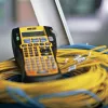 DYMO RHINO 5200 Przemysłowa Drukarka Etykiet | Zestaw w Walizce | Klawisze Skrótów Oszczędzające Czas Szybkie Drukowanie Wytrzymała Drukarka Etykiet do Pracy w Terenie i Zastosowań Przemysłowych | Wtyczka UK