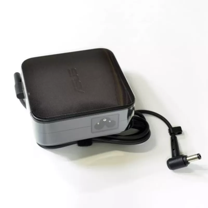 ASUS 0A001-00055100 zasilacz/inwerter Wewnętrzny 90 W Czarny