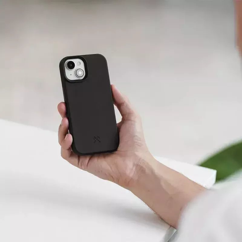 Woodcessories Bio Case etui na telefon Pokrowiec Czarny do iPhone 15 Plus