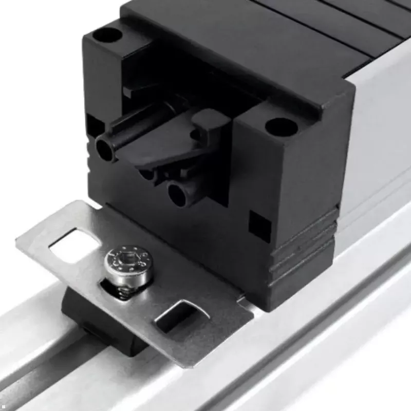 Listwa zabezpieczająca Bachmann 906.306 3 gniazda AC 250 V czarno-szaro-czerwona