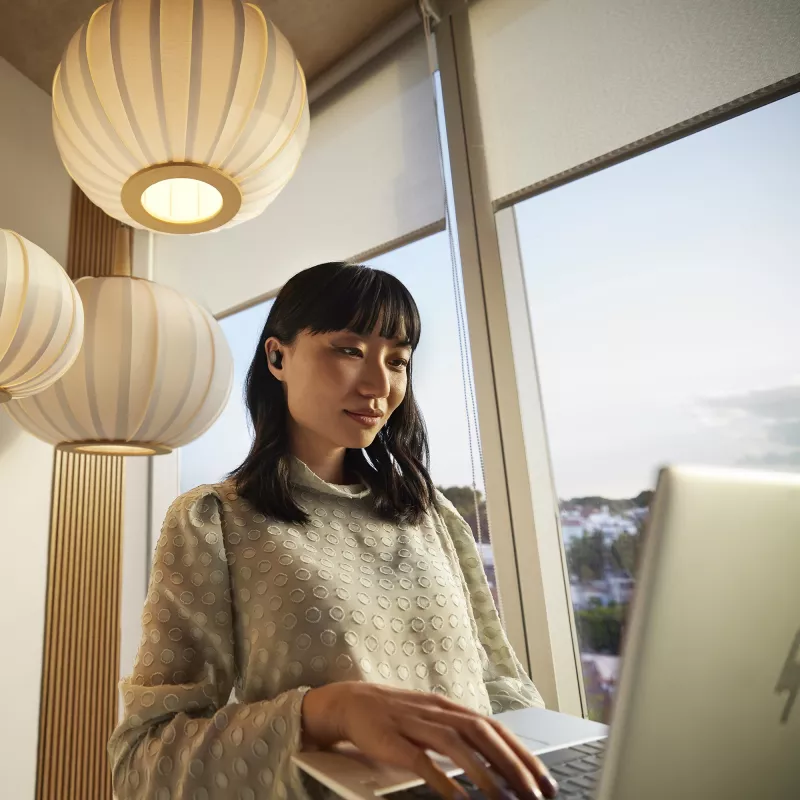 HP Poly Voyager Free 20 Szare Słuchawki Douszne + Podstawowe Etui Ładujące, Szary, Chiny, Aktywna, Windows 10, Windows 11, MacOS, 157 mm