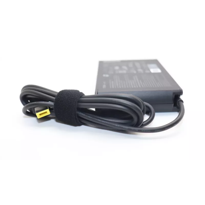 Lenovo 5A11K67847 zasilacz/inwerter Wewnętrzny 135 W Czarny