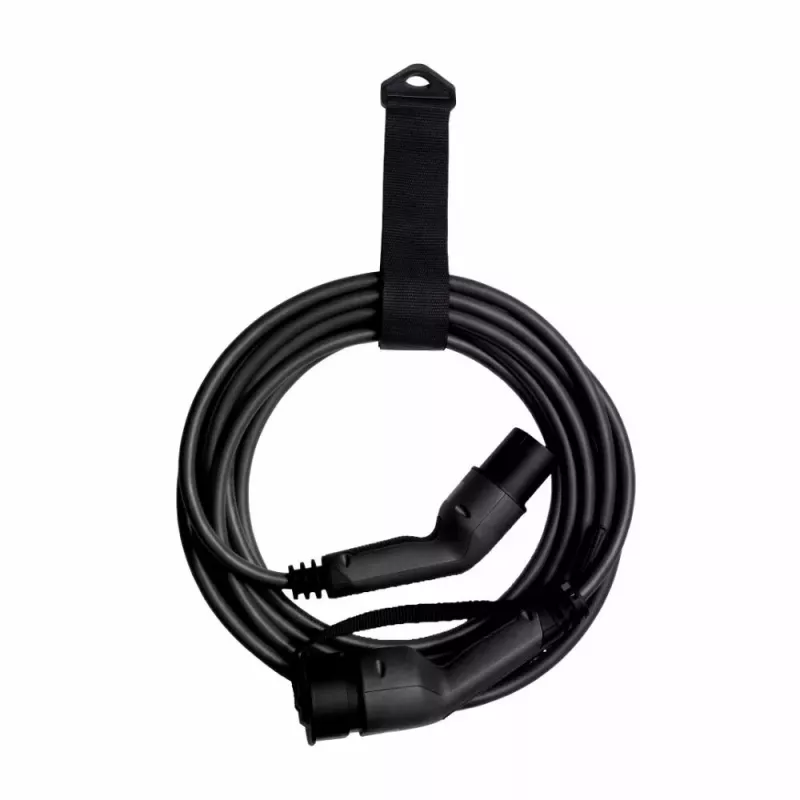 Kabel ładujący DEFA eConnect Type 2–Type 2 7,5 m, 13,8 kW, 20 A, 480 V, czarny