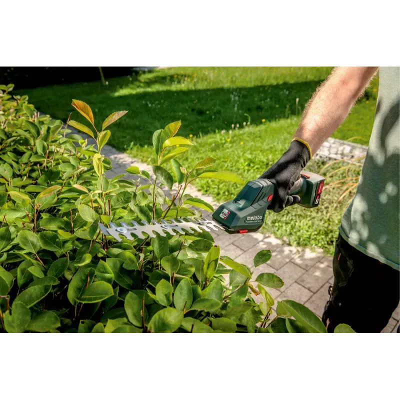 Bezprzewodowe nożyce do trawy Metabo POWERMAXX SGS 12 Q