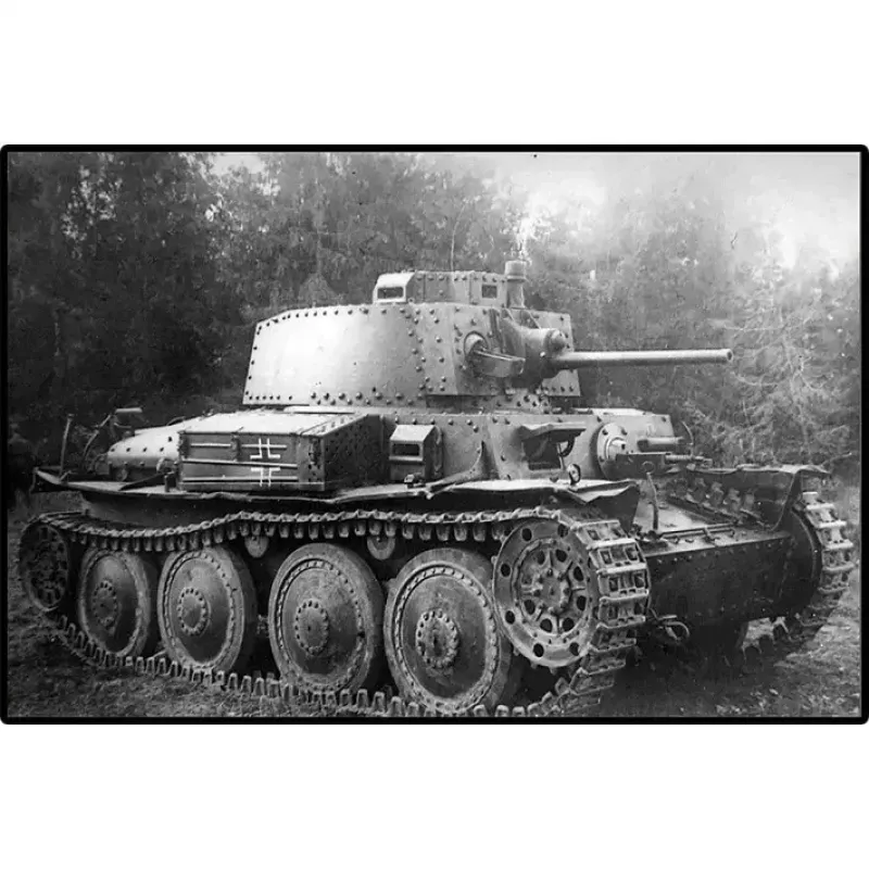 Zestaw konstrukcyjny Cobi Blocks Panzer 38 VZ.38 690 elementów – model w skali