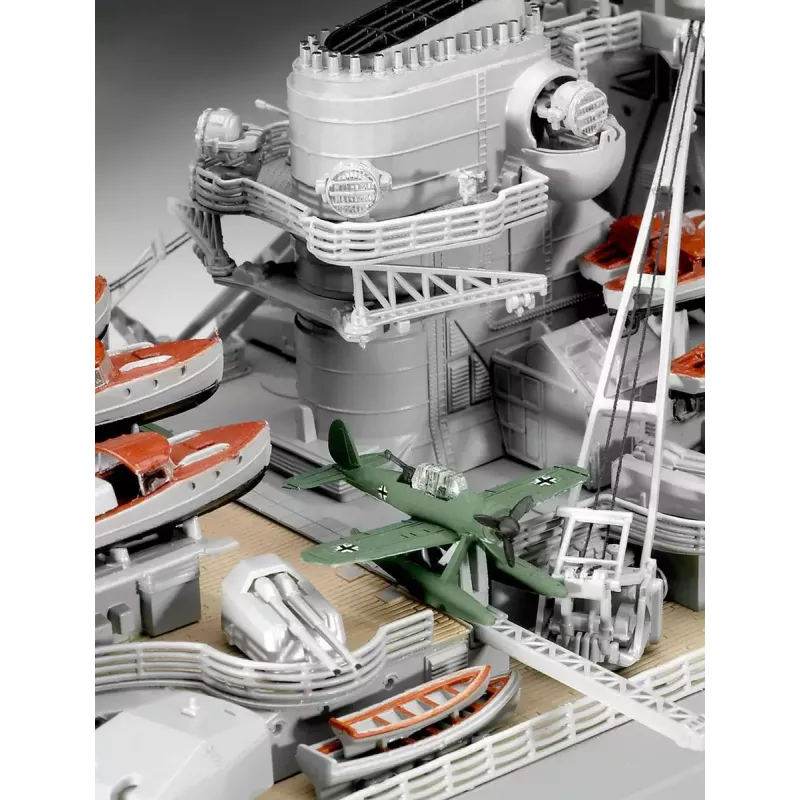 Model okrętu wojennego Revell Bismarck Zestaw do sklejania 1:350