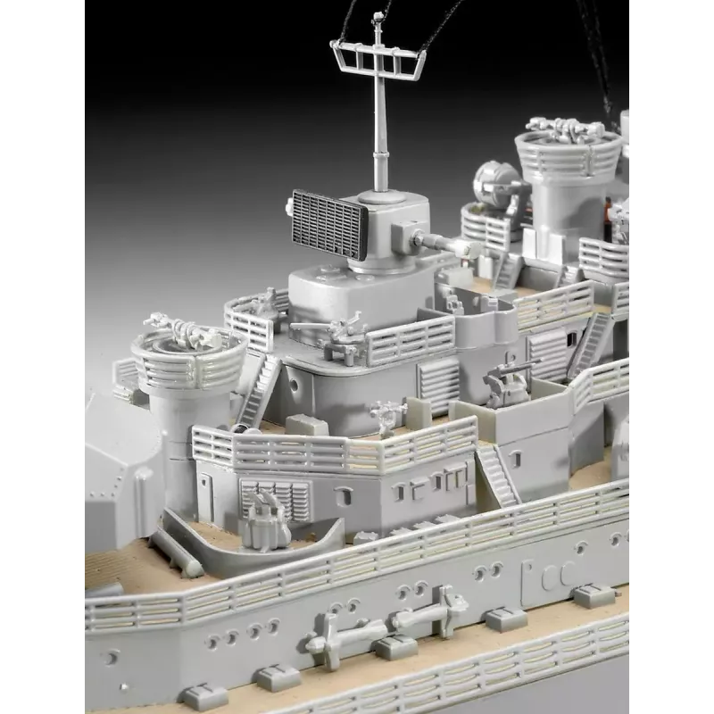 Model okrętu wojennego Revell Bismarck Zestaw do sklejania 1:350