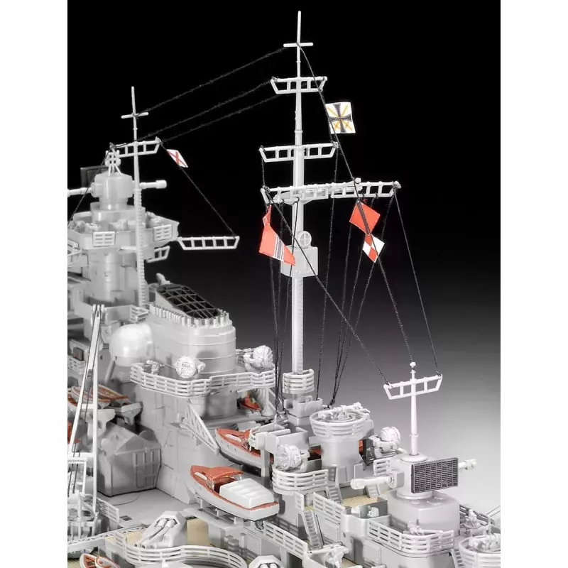 Model okrętu wojennego Revell Bismarck Zestaw do sklejania 1:350