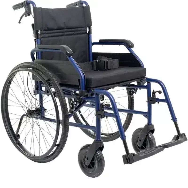 Lekki wózek inwalidzki ze stopu aluminium MDH NAVY1 — rama aluminiowa, siedzisko 46×42 cm, maks. waga użytkownika 120 kg, składany, 14,7 kg