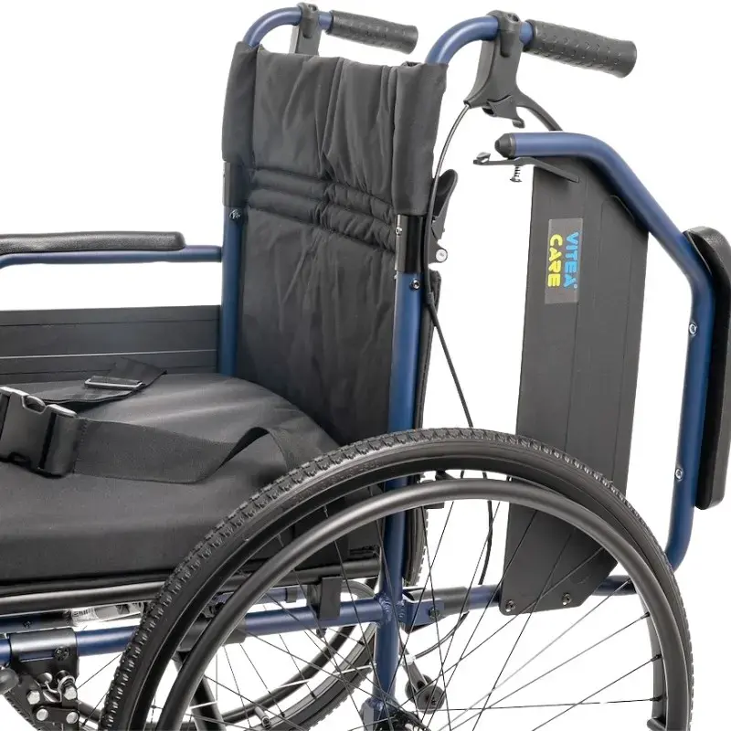 Lekki wózek inwalidzki ze stopu aluminium MDH NAVY1 — rama aluminiowa, siedzisko 46×42 cm, maks. waga użytkownika 120 kg, składany, 14,7 kg