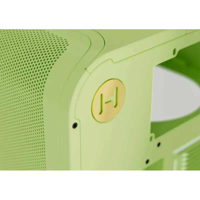 Mid Tower Case HYTE X50 Matcha Milk — Obsługa ATX/mATX/Mini-ITX, szkło hartowane, przedni I/O