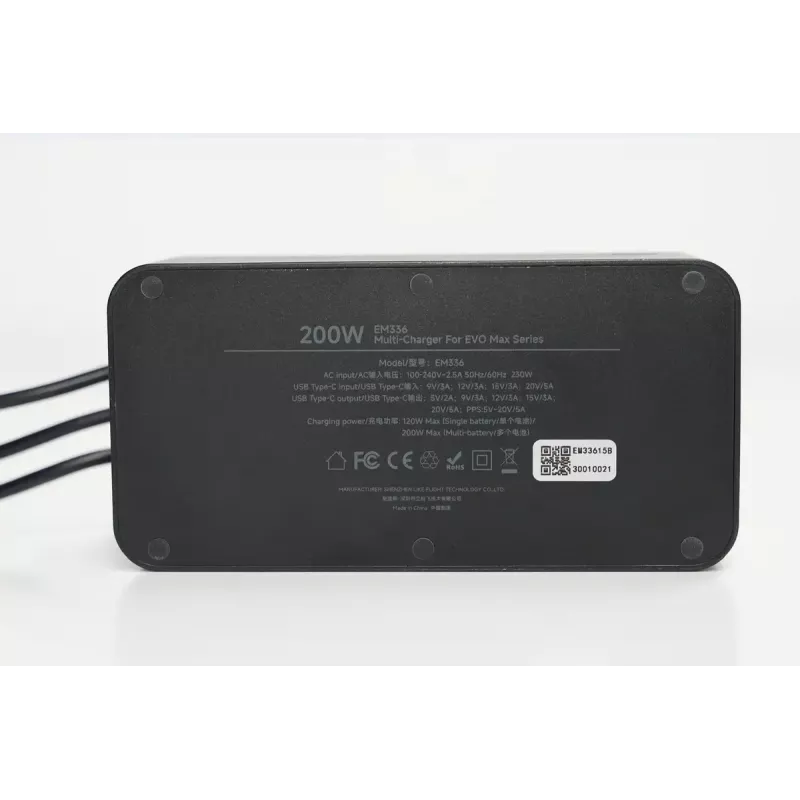 Ładowarka Autel multi-charger do serii EVO Max model 102002545 — 3 akumulatory, USB-C, moc ładowania 120 W, wejście 100–240 V