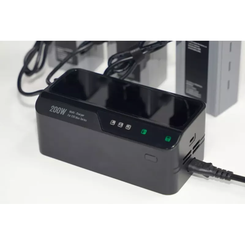 Ładowarka Autel multi-charger do serii EVO Max model 102002545 — 3 akumulatory, USB-C, moc ładowania 120 W, wejście 100–240 V