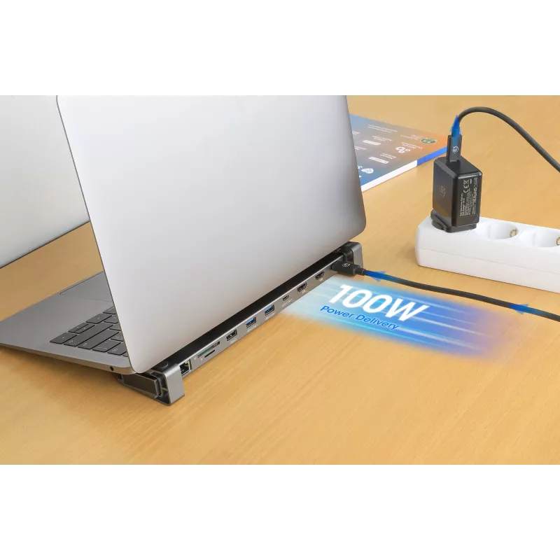 Manhattan Stacja dokująca/hub USB-C z czytnikiem kart i MST, porty (x7): Ethernet, HDMI (x2 4k@60Hz), USB-A (x3) i USB-C, z Power Delivery (PD) 100W - wymaga zewnętrznej ładowarki USB-C (nie dołączonej). Zasilana przez USB (nie wymaga zewnętrznego zasilacza), gdy PD nie jest używane