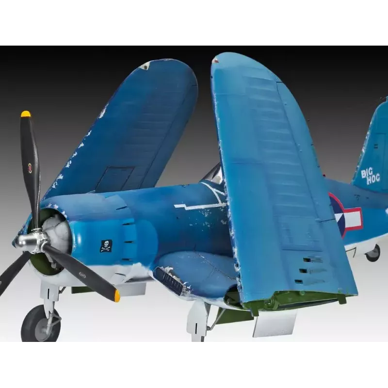Model samolotu o stałych skrzydłach Revell Vought F4U-1A CORSAIR