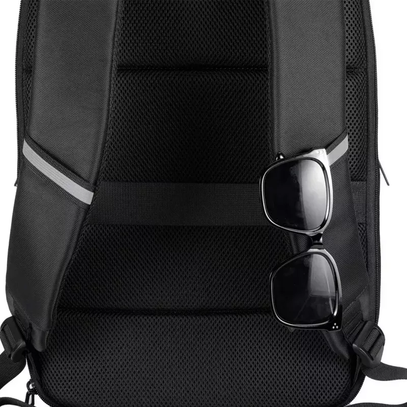Plecak na laptopa MODECOM CREATIVE 15,6 cala — ochronna komora na laptopy 15,6 cala, wiele kieszeni, wyściełane szelki
