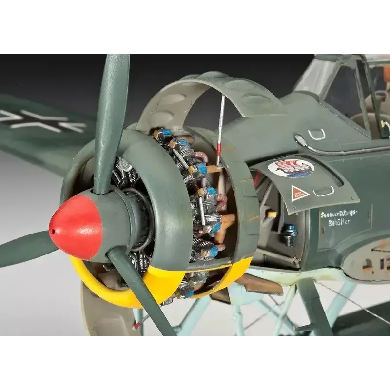Plastikowy model REVELL ARADO AR 196A-3 wodnosamolot skala 1:32 zestaw