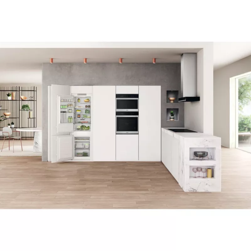 Whirlpool WHC18 T322 do zabudowy 250 L