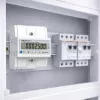 Trójfazowy licznik energii QOLTEC 50980 — 400 V, 100 A z resetem