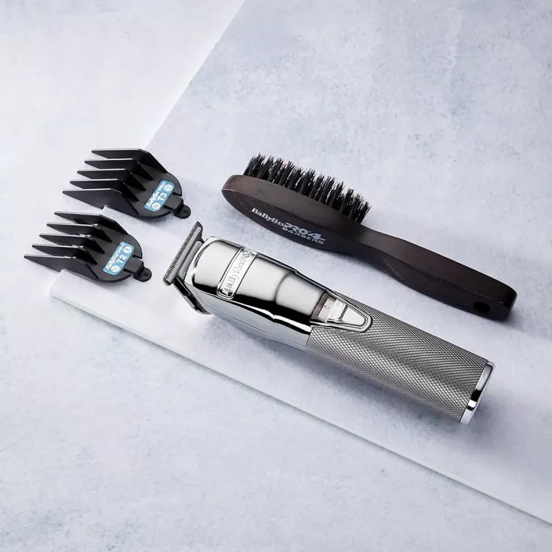Maszynka do strzyżenia bezprzewodowa BaByliss PRO FX8700E — chromowana, wbudowany akumulator, 120 min pracy, 6300 obr./min