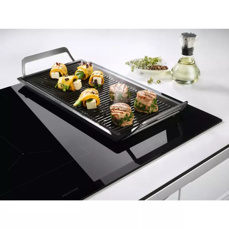 Electrolux EIV734 Czarny do zabudowy 68 cm Płyta indukcyjna ze strefami 4 strefy gotowania