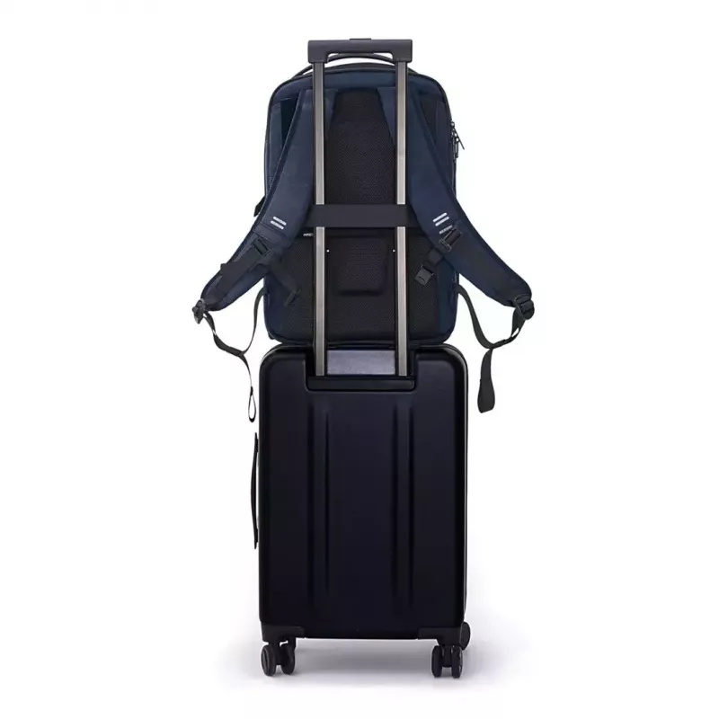Plecak na laptopa XDDESIGN Bizz Navy — wodoodporny, lekki, model P705.935