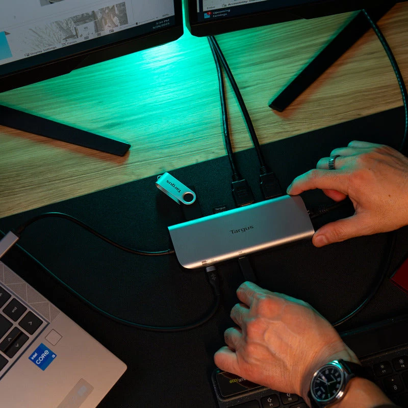 Targus Dual Video Mobile Dock z zasilaniem przejściowym EPR 140 W, przewodowa, USB 3.2 Gen 2 (3.1 Gen 2) Type-C, 140 W, 1000 Mbit/s, szara, 10 Gbit/s