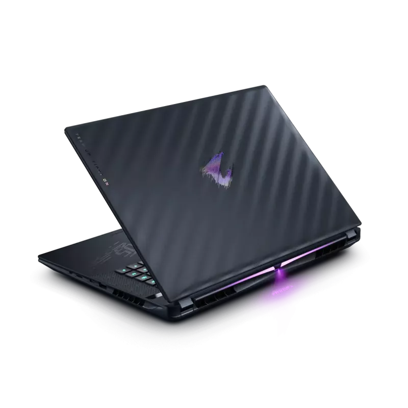 Laptop Gigabyte AORUS Master 18 BZH Ultra 9 275HX 32 GB 2 TB W11 Pro RTX 5090 240 Hz