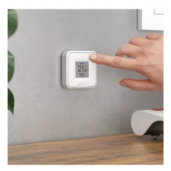 Bezprzewodowy inteligentny sterownik ścienny FRITZ Smart Control 440 — Biały, 69×69×18 mm