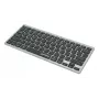 Manhattan Ultra cienki Dual-Mode Wireless klawiatura, układ niemiecki QWERTZ, Bluetooth (v3.0) i bezprzewodowa (2,4 GHz), 78 niskoprofilowych klawiszy nożycowych, automatyczne zarządzanie energią, zasięg 10 m, mikroodbiornik USB-A, bateria AAA (w zestawie), Windows i Mac, trzyletnia gwarancja