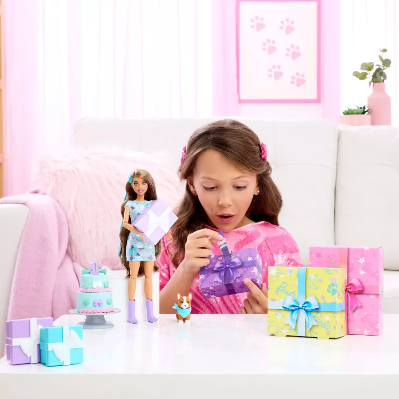 Barbie Party Unboxed Pet Birthday Series lalka & Accessories, Party Stars Set with 10 Surprises