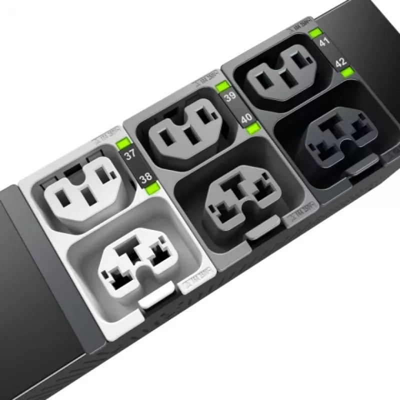 Rack PDU APC NetShelter Advanced Switched 3-fazowa 43,5 kW (400V 63A) lub 34,6 kW (415V 60A), 42 gniazda, wejście IEC 60309