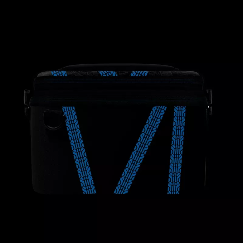 Twarda walizka PDP Nintendo Switch Kart Drift Overnight Case GLOW czarno-niebieska