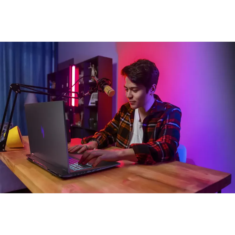 Laptop Acer Nitro 18 AI AMD AN18-61-R952 AMD Ryzen AI 9 365 45,7 cm (18 cali) WQXGA 32 GB DDR5-SDRAM 2 TB SSD NVIDIA GeForce RTX 5070 Ti Wi-Fi 6E (802.11ax) Windows 11 Home niemiecki Czarny