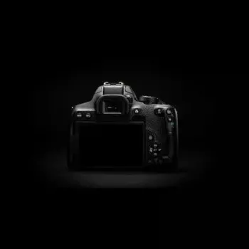 Zestaw aparatu Canon EOS 850D SLR 24,1 MP CMOS 6000 x 4000 pikseli Czarny