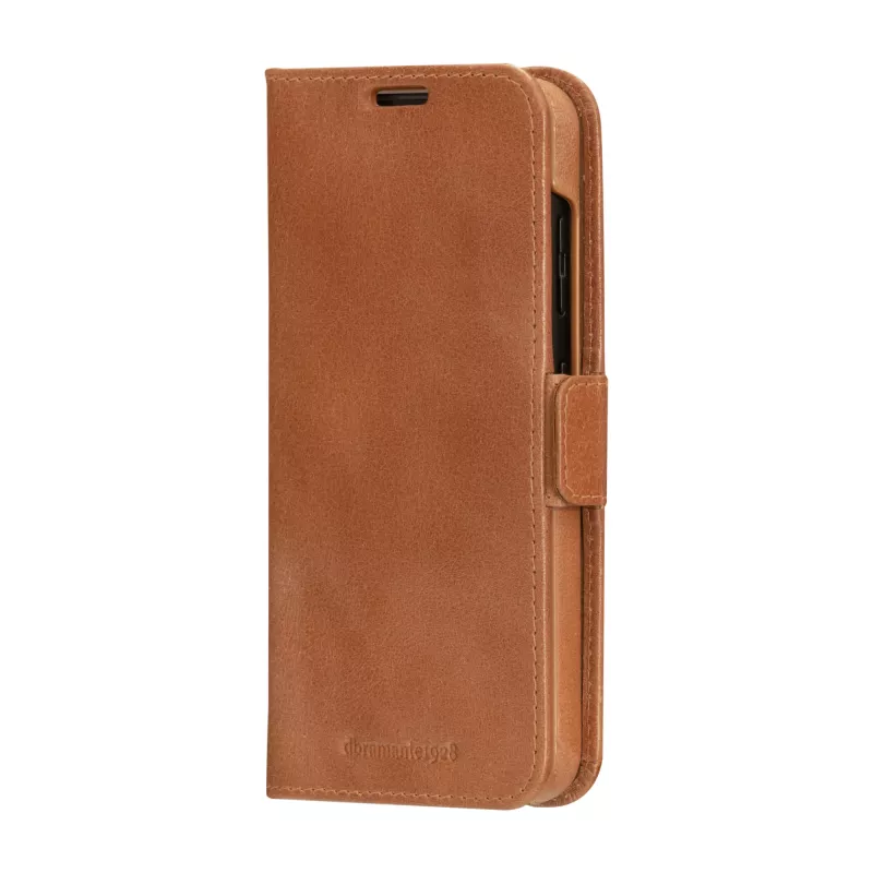 Etui folio do telefonu dbramante1928 Lynge dla Samsung Galaxy S23, skórzane, brązowe, ekran 6,1 cala, 3 kieszenie na karty