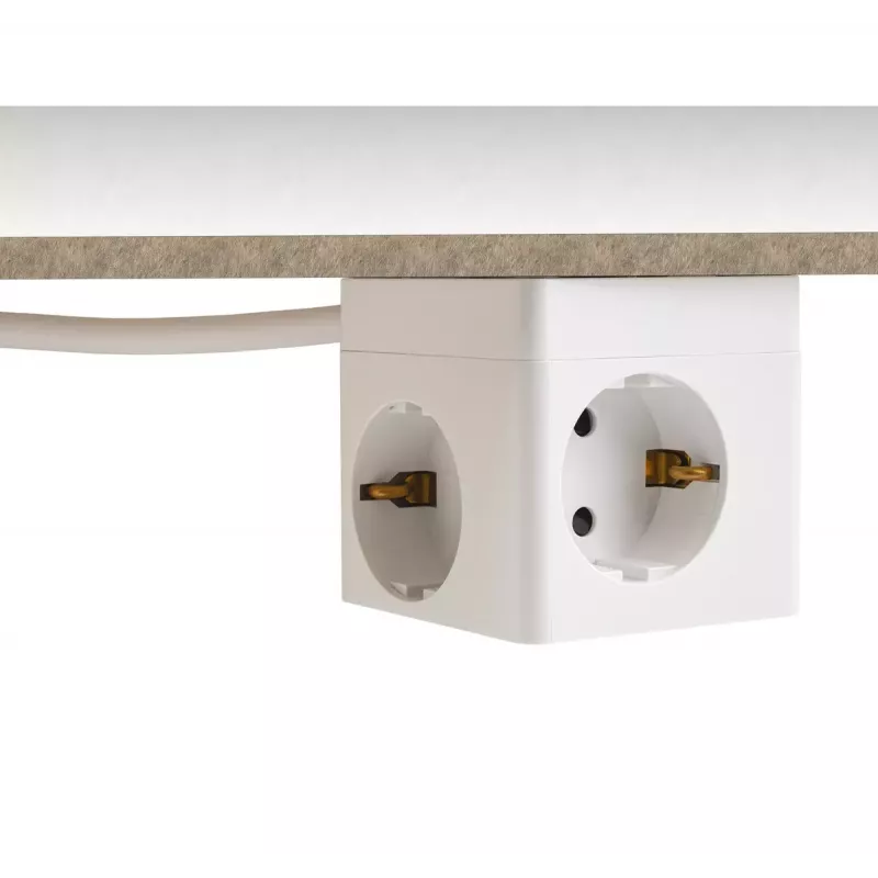 DeLOCK 11502 Przedłużacz sieciowy 1,5 m 3 gniazda AC do użytku wewnętrznego biały