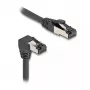 Kabel sieciowy DeLOCK RJ45 Kat.8.1 90° w dół kątowy / prosty 5 m czarny