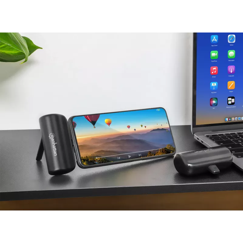 Manhattan Powerbank ze zintegrowaną wtyczką USB-C, 5000 mAh, Moc wyjściowa do 20 W, Podpórka umożliwiająca korzystanie jako uchwyt do ładowania telefonu, Czarny, Roczna gwarancja