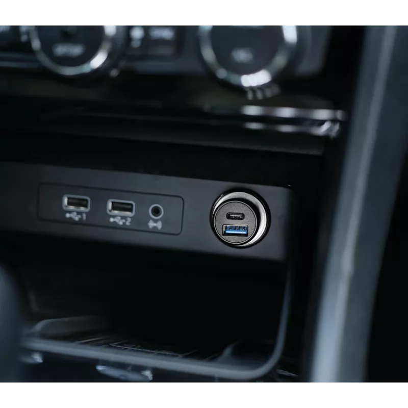 Ładowarka samochodowa TRUST Maxo Uniwersalna Czarna Szybkie ładowanie Auto 12-24V
