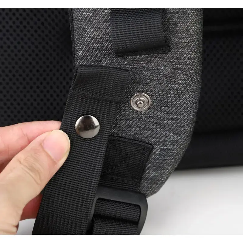 Plecak Port Designs Montreal na laptopa do 40,6 cm (16 cali) — poliester, czarno-szary
