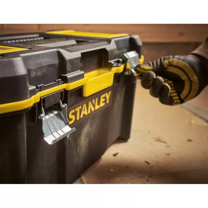 Twarda walizka Stanley STST83397-1 z tworzywa sztucznego 22 kg czarno-żółta