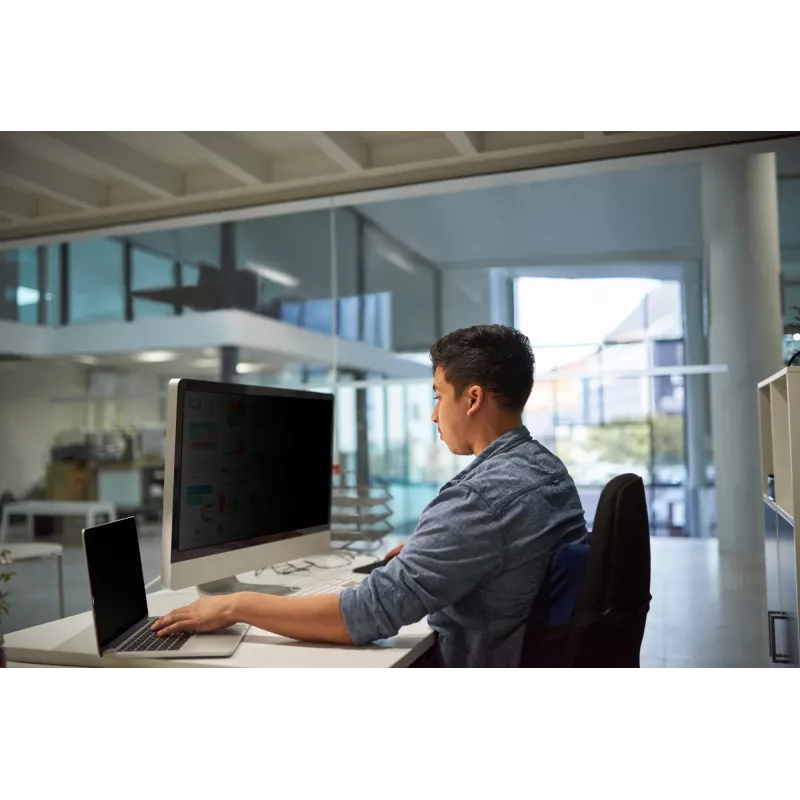 3M Privacy Filter for 23.8in Full Screen Monitor with COMPLY™ Magnetic Attach, 16:9, PF238W9EM