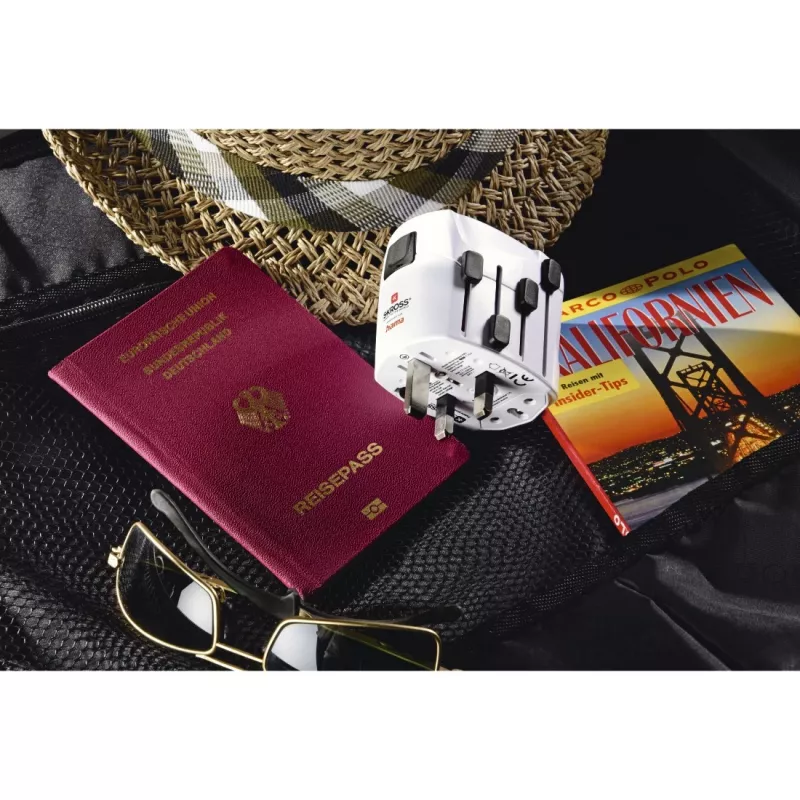 Hama World Travel Pro uniwersalny adapter podróżny Biały