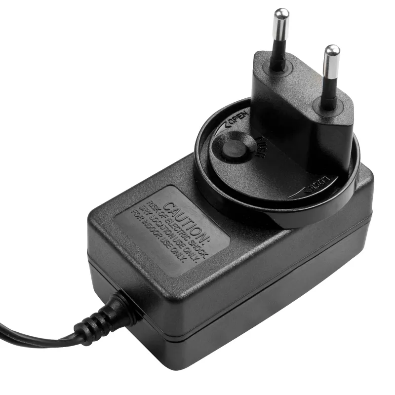 Zasilacz wielokrajowy Lindy 5 V DC 3 A, 5,5/2,5 mm, 100-240 V, 50/60 Hz, 15 W, 5 V, AC-to-DC, 3 A