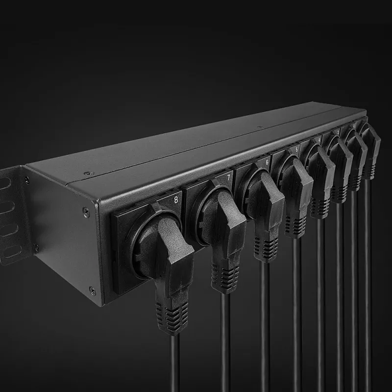 Lindy 73025 jednostka dystrybucji zasilania (PDU) 8 gniazd AC 1,5U Czarny