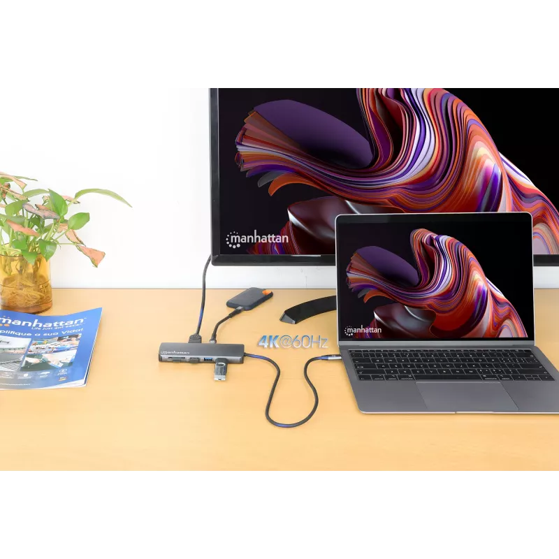 Manhattan USB-C Dock/Hub z czytnikiem kart, Porty (x7): Ethernet, HDMI, USB-A (x3) i USB-C (x2), z Power Delivery (PD) 100W – wymaga zewnętrznej ładowarki USB-C (nie dołączono). Zasilany przez USB (nie wymaga zewnętrznego zasilacza), gdy PD nie jest używane