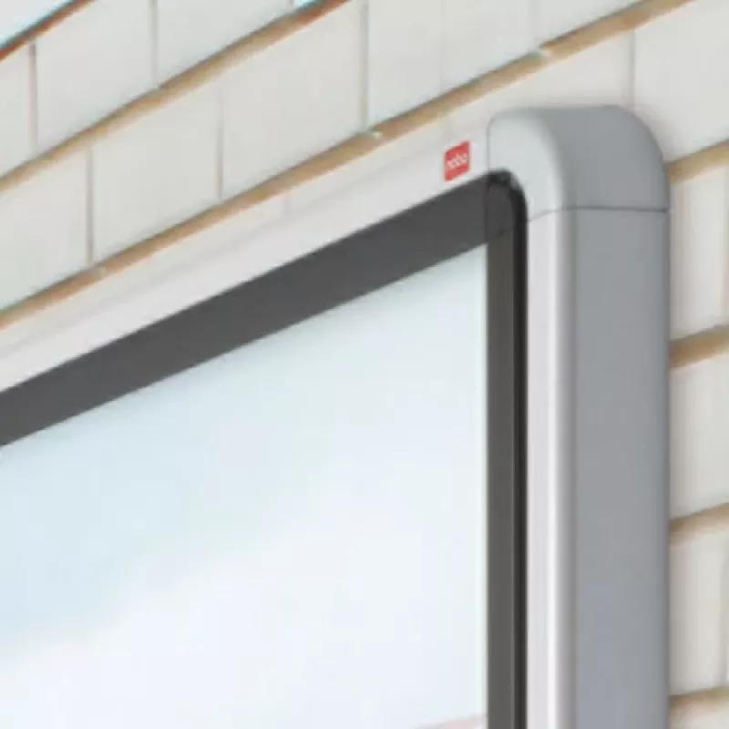Nobo Premium Plus Outdoor Magnetic Lockable Notice Board 6xA4
