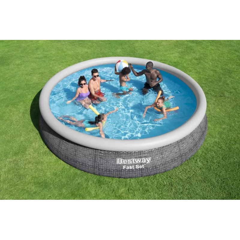 Basen stelażowy Bestway Fast Set Okrągły Zestaw Basenowy 4,57 m x 84 cm Pojemność 9677 L